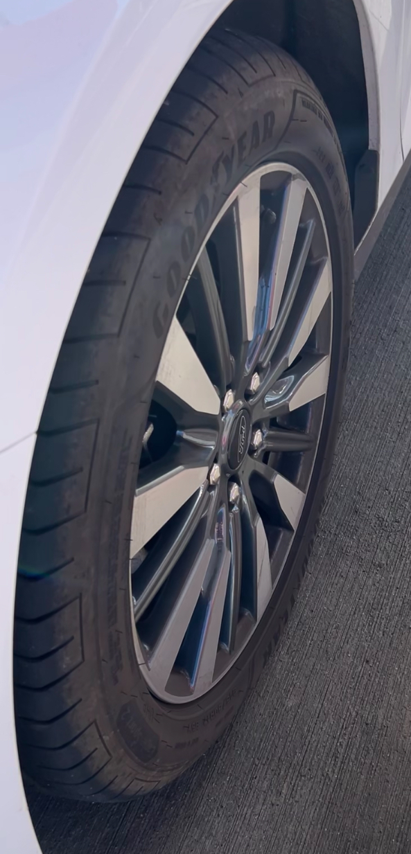 Goodyear Eagle Sport 2 Uhp