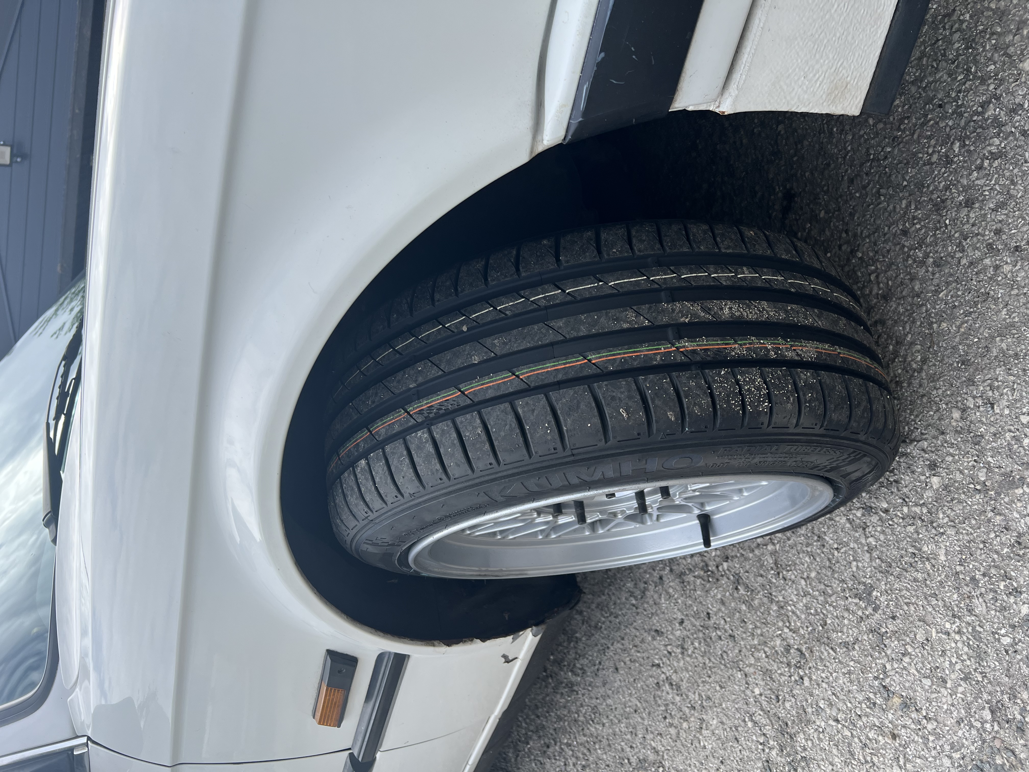 Kumho Ecsta PS71