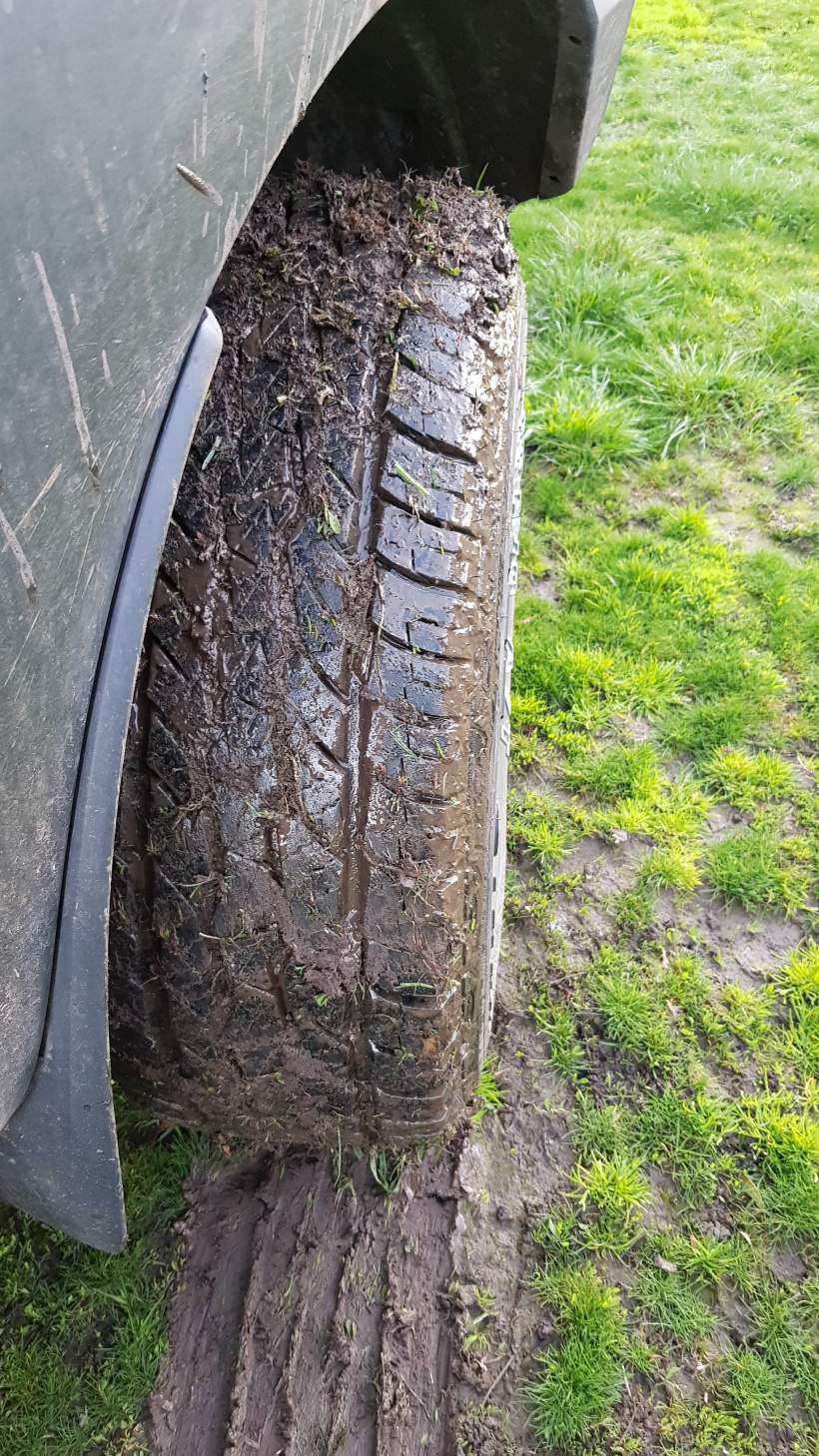 Maxxis Bravo AT771