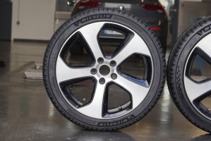 Michelin CrossClimate 3 18 inch sidewall