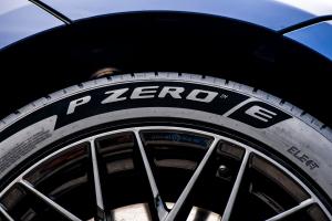 Pirelli P Zero E Sidewall